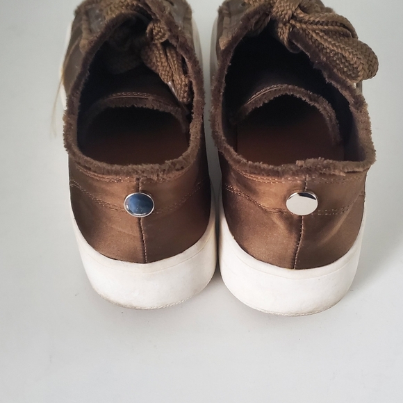 Mossimo Dark Brown Sneakers Size 7.5 - Picture 4 of 6